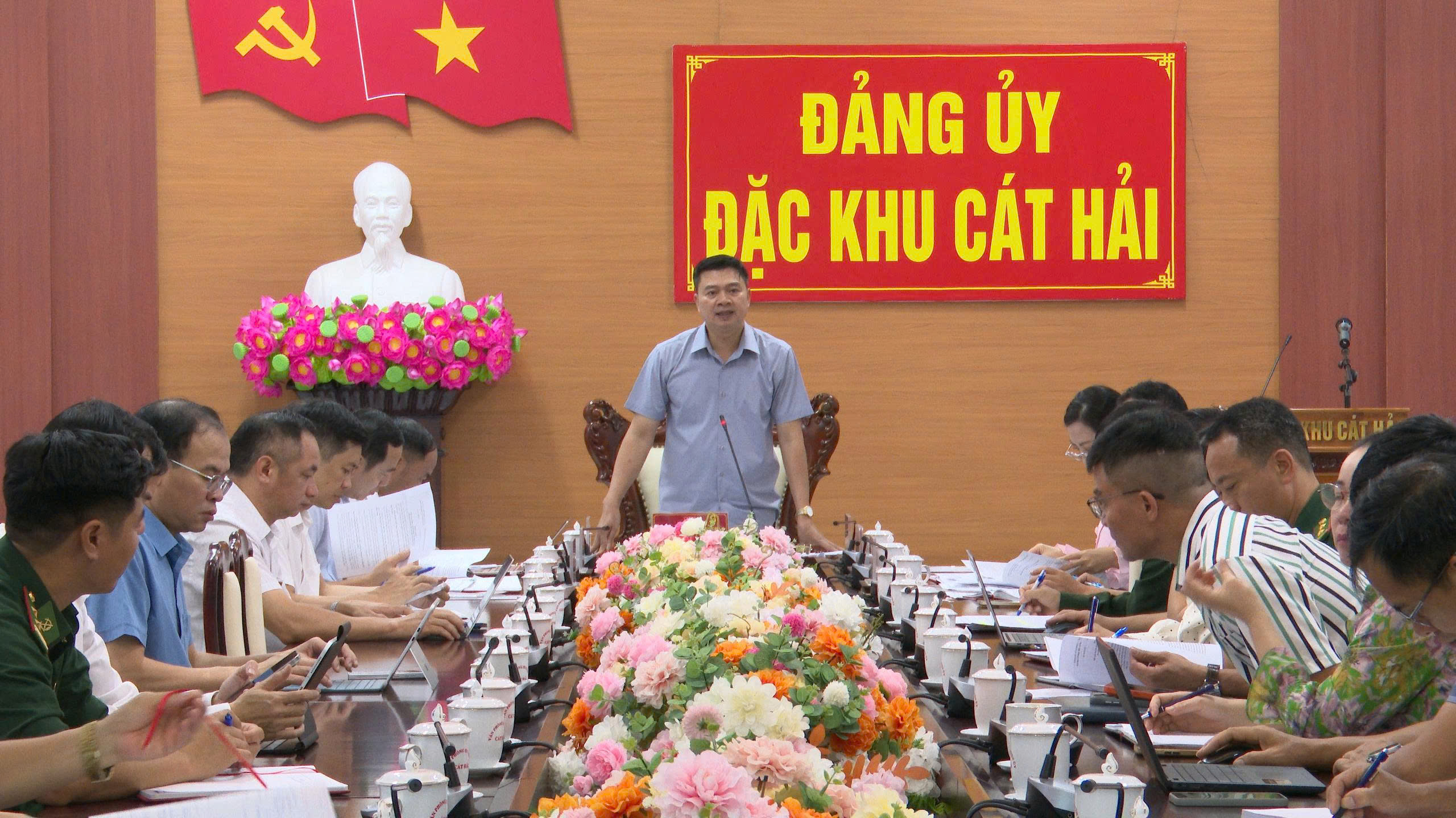 ĐẶC KHU CÁT HẢI NÂNG CAO HIỆU QUẢ MÔ HÌNH DÂN VẬN KHÉO “CÁT HẢI VÌ DÂN”