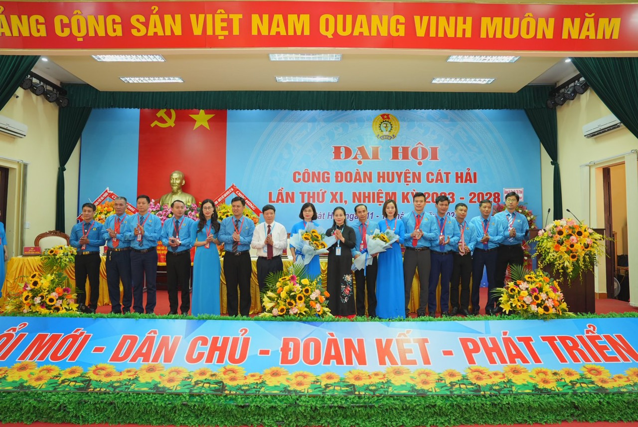 Đại Hội XI Công đoàn huyện nhiệm kỳ 2023-2028 thành công tốt đẹp.